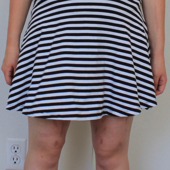 Striped Skater Skirt - Picture 3 of 4